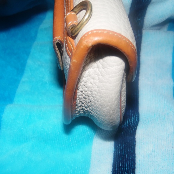 Vtg Dooney and Bourke Cavalry Body Bag - Picture 4 of 6